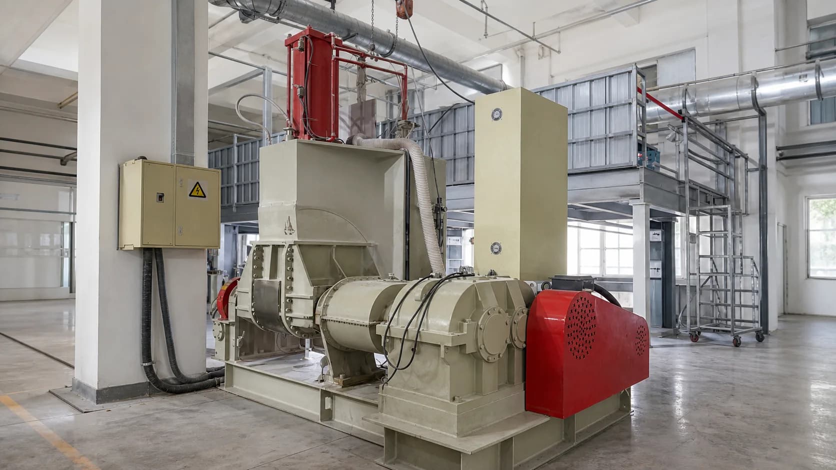 Cable compound extrusion machine in the production workshop